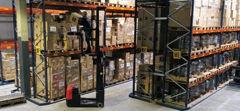 Что такое комплектовщики заказов